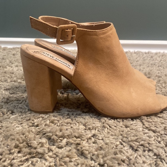 Steve Madden heels - Picture 4 of 7